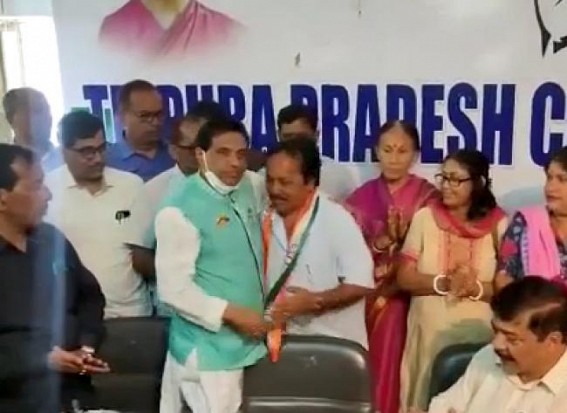 Congress leader Gopal Roy asked BJP to publish a ‘White Paper’ on how many Govt jobs have been given in the last 4 years Congress leader Gopal Roy asked BJP to publish a ‘White Paper’ on how many Govt jobs have been given in the last 4 years